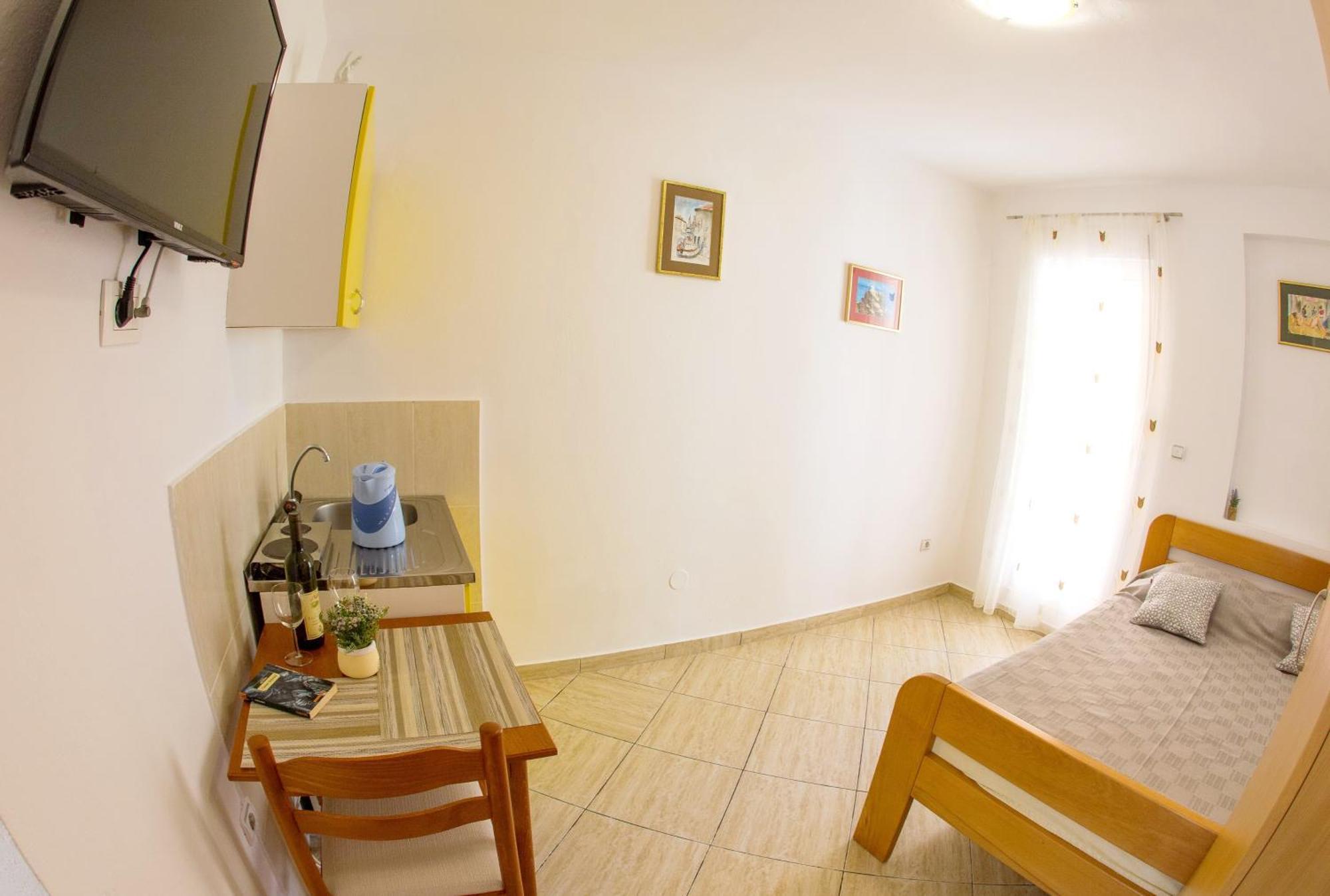 בודווה Apartments Angela מראה חיצוני תמונה