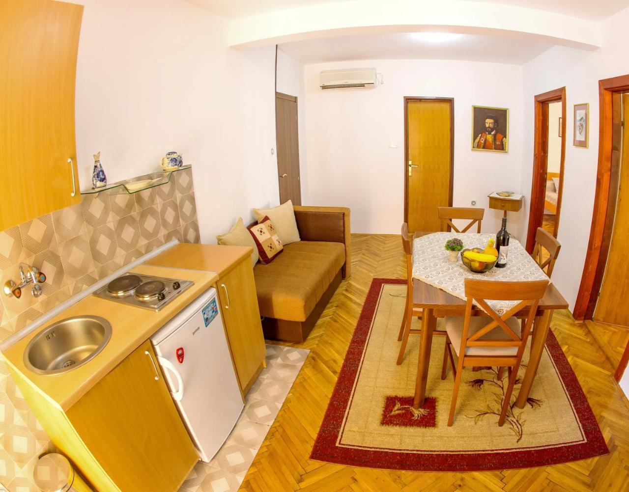 בודווה Apartments Angela מראה חיצוני תמונה