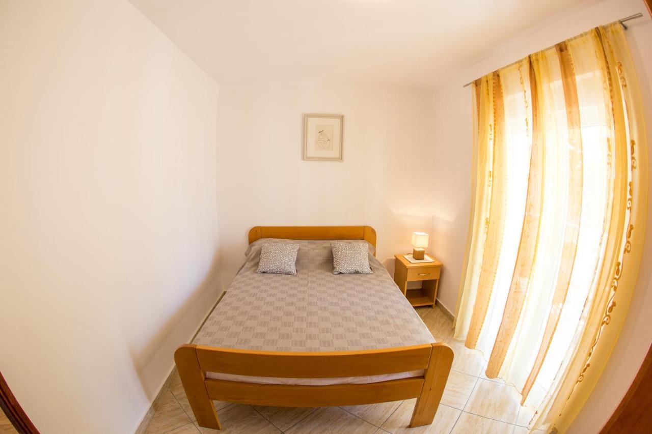 בודווה Apartments Angela מראה חיצוני תמונה